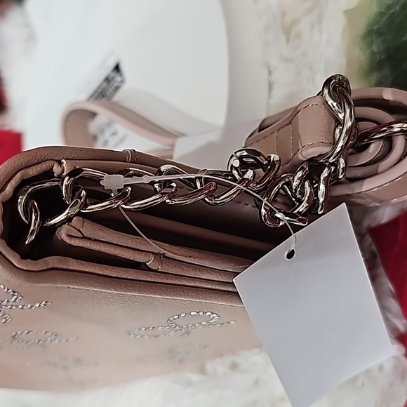 BETSEY JOHNSON BLUSH n SILVER RHINESTONE BOWS BETSEY JOHNSON CROSSBODY / WALLET - Picture 4 of 7